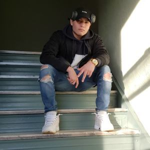 Meet your Posher, Kennyy